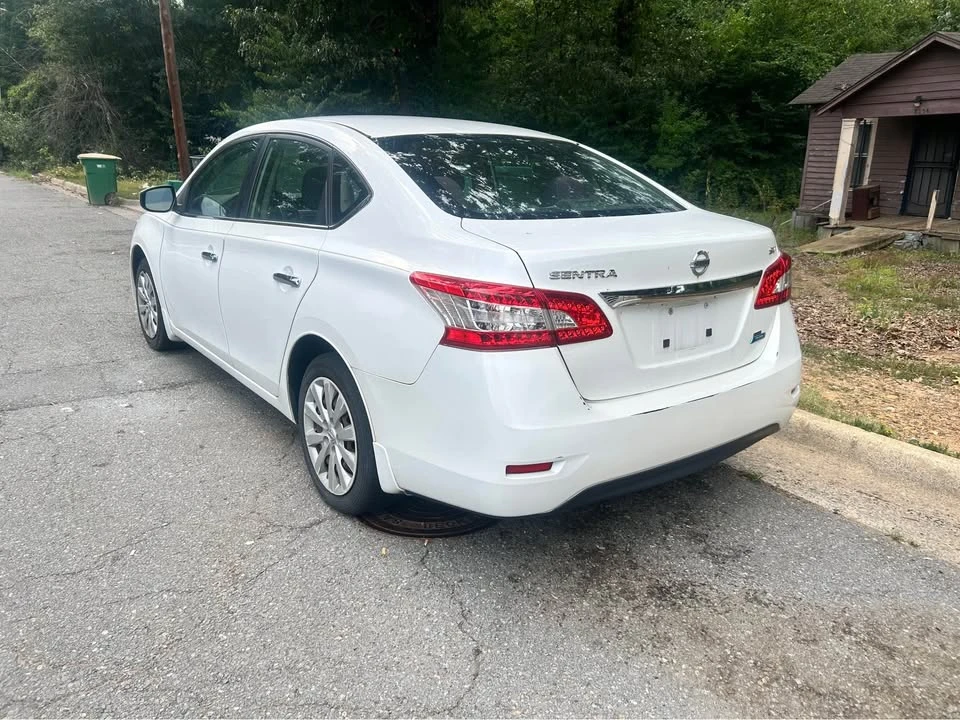 2014 Nissan Sentra 7th Gen - Image 5 of 6