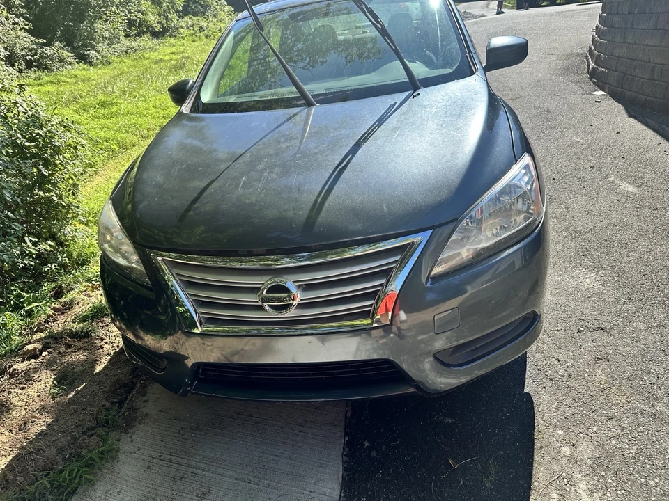 2014 Nissan Sentra 7th Gen - Image 2 of 8