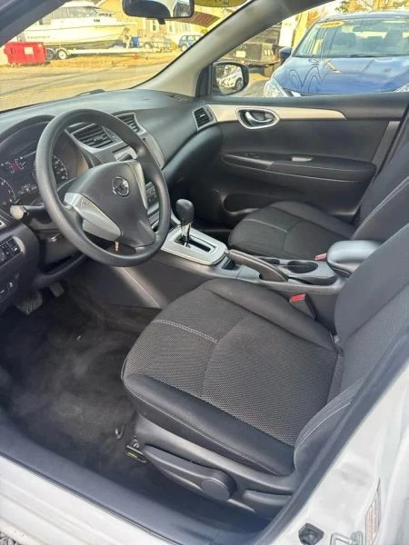 2014 Nissan Sentra 7th Gen - Image 9 of 12