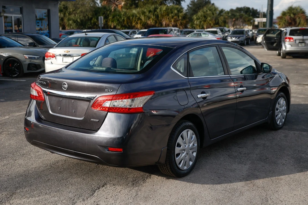 2014 Nissan Sentra 7th Gen - Image 11 of 21