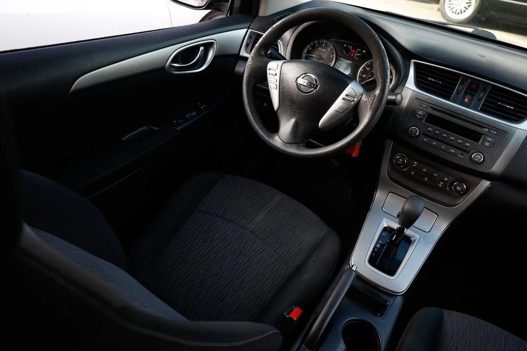2014 Nissan Sentra 7th Gen - Image 20 of 21