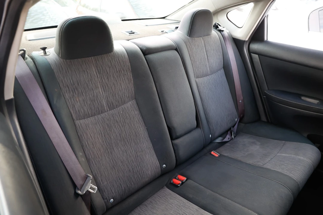 2014 Nissan Sentra 7th Gen - Image 14 of 21