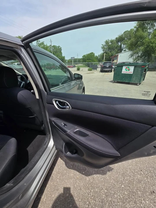 2014 Nissan Sentra 7th Gen - Image 7 of 14