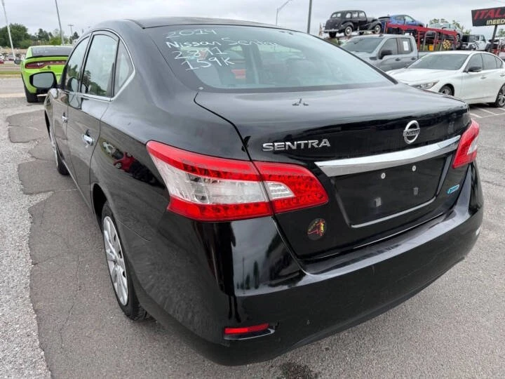 2014 Nissan Sentra 7th Gen - Image 9 of 20