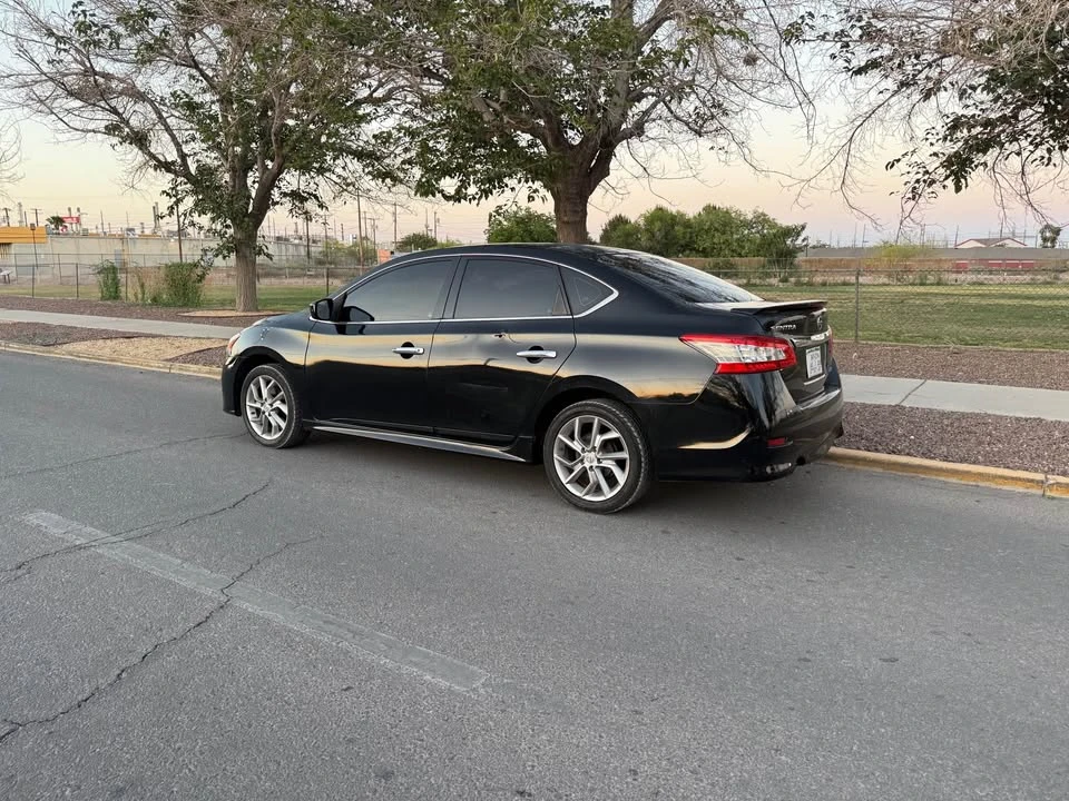 2014 Nissan Sentra 7th Gen - Image 4 of 10