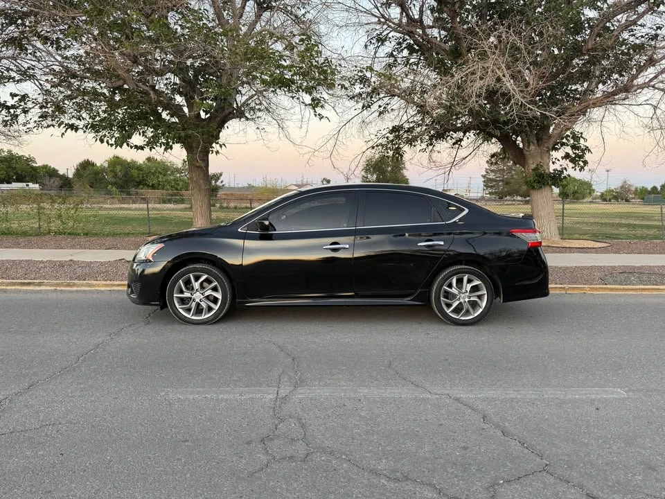 2014 Nissan Sentra 7th Gen - Image 5 of 10