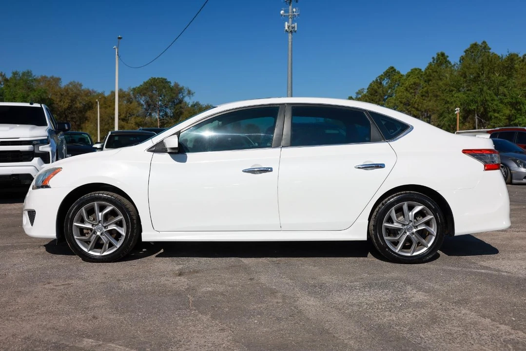 2014 Nissan Sentra 7th Gen - Image 3 of 21