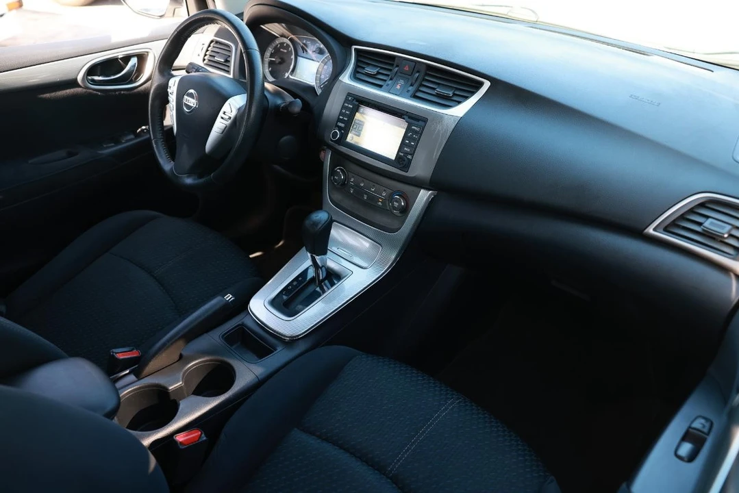 2014 Nissan Sentra 7th Gen - Image 16 of 21
