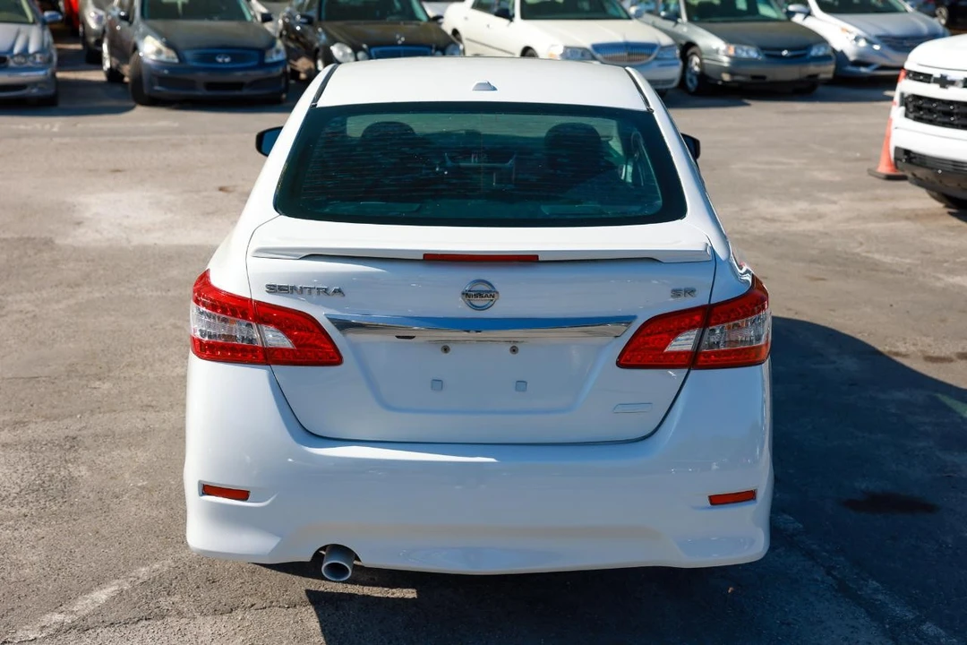 2014 Nissan Sentra 7th Gen - Image 9 of 21