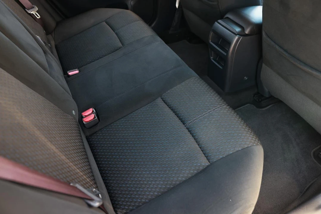 2014 Nissan Sentra 7th Gen - Image 12 of 21