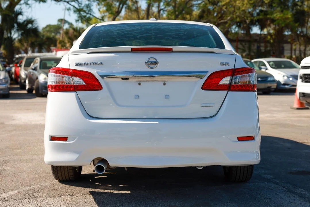 2014 Nissan Sentra 7th Gen - Image 7 of 21