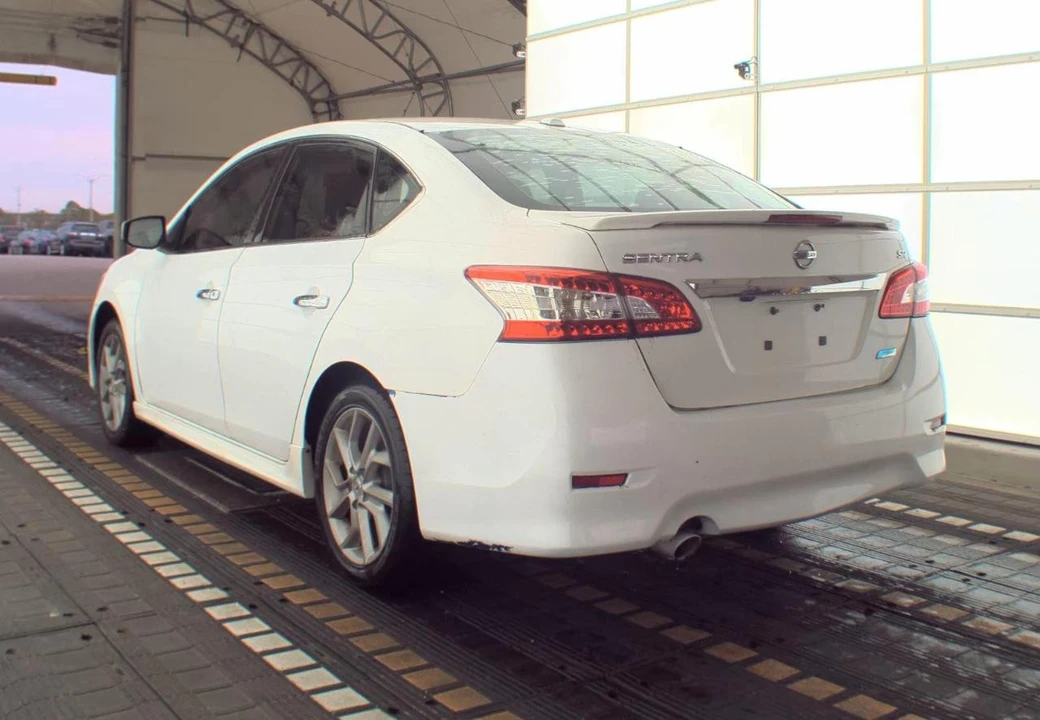 2014 Nissan Sentra 7th Gen - Image 6 of 12
