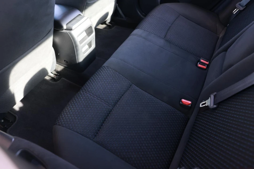 2014 Nissan Sentra 7th Gen - Image 10 of 21