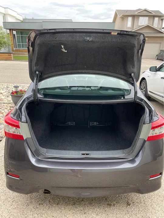 2014 Nissan Sentra 7th Gen - Image 5 of 10