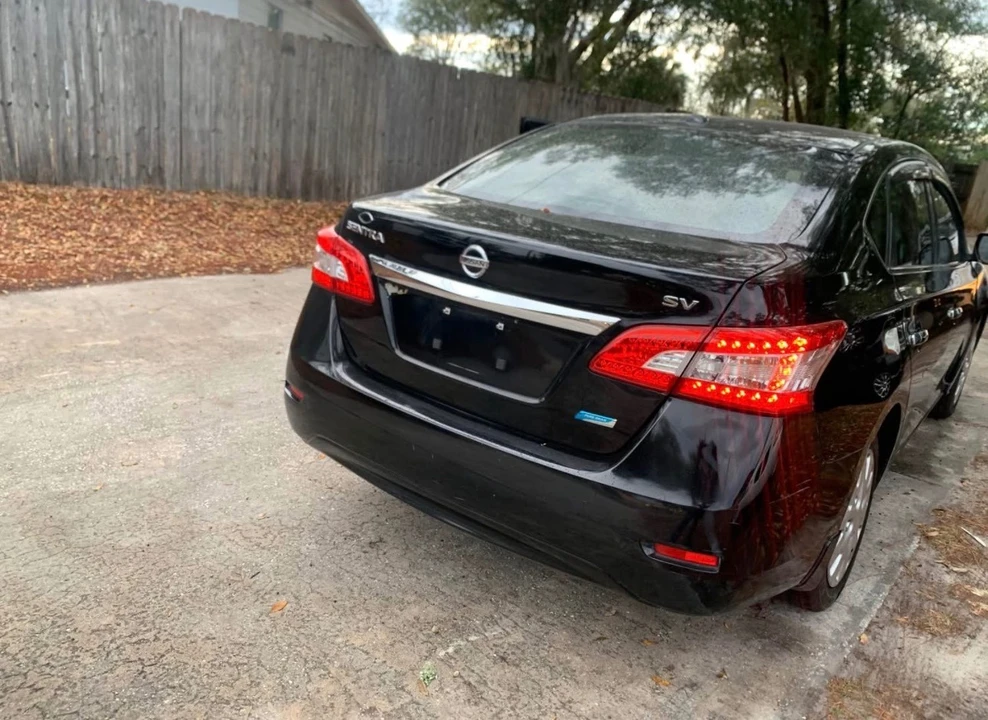 2014 Nissan Sentra 7th Gen - Image 2 of 5