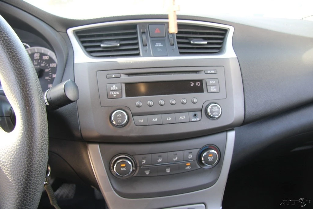 2014 Nissan Sentra 7th Gen - Image 16 of 21