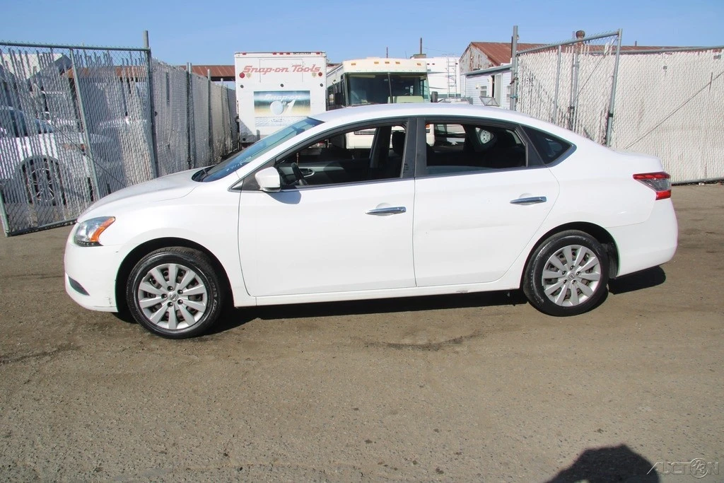 2014 Nissan Sentra 7th Gen - Image 3 of 21