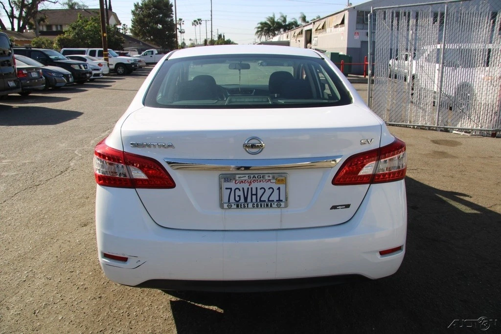 2014 Nissan Sentra 7th Gen - Image 5 of 21