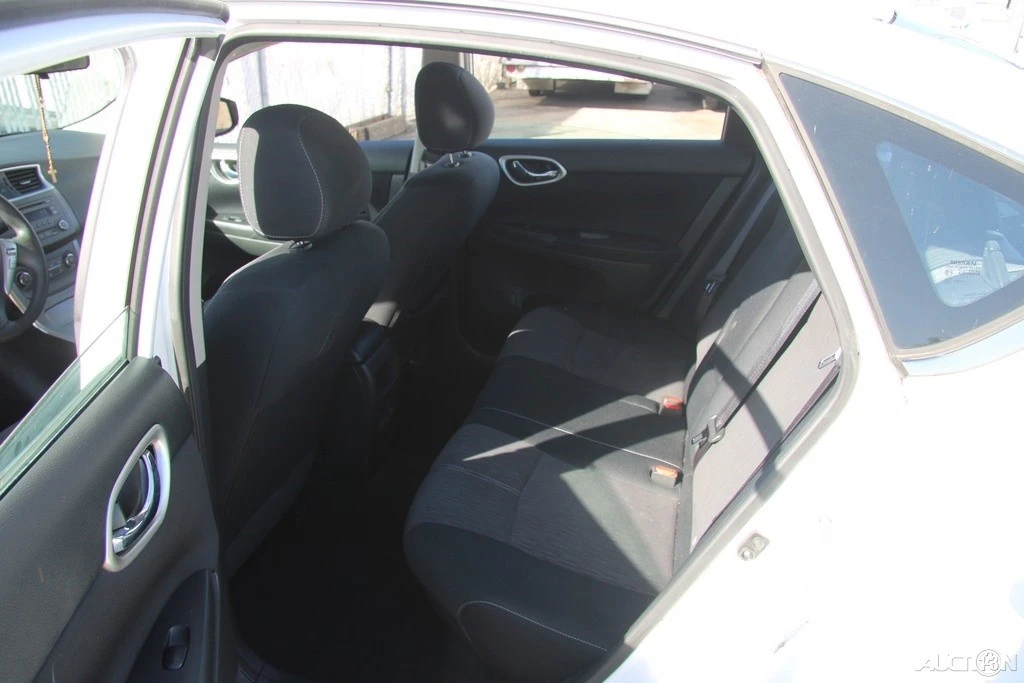 2014 Nissan Sentra 7th Gen - Image 19 of 21