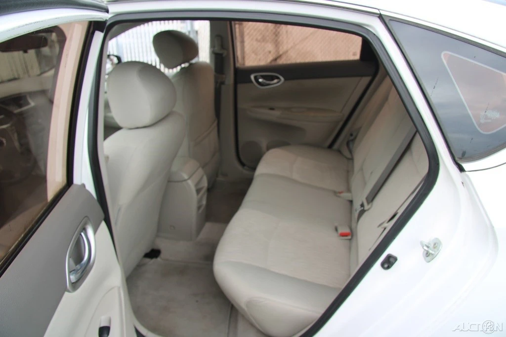 2014 Nissan Sentra 7th Gen - Image 17 of 21