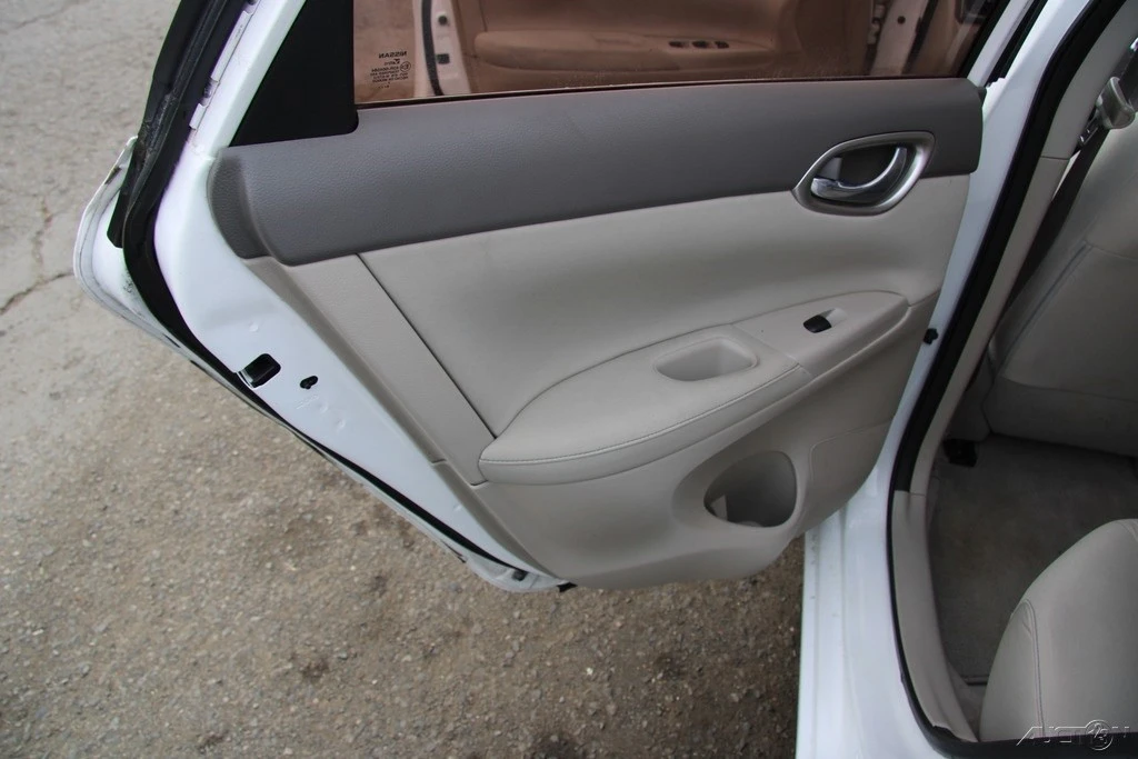 2014 Nissan Sentra 7th Gen - Image 16 of 21