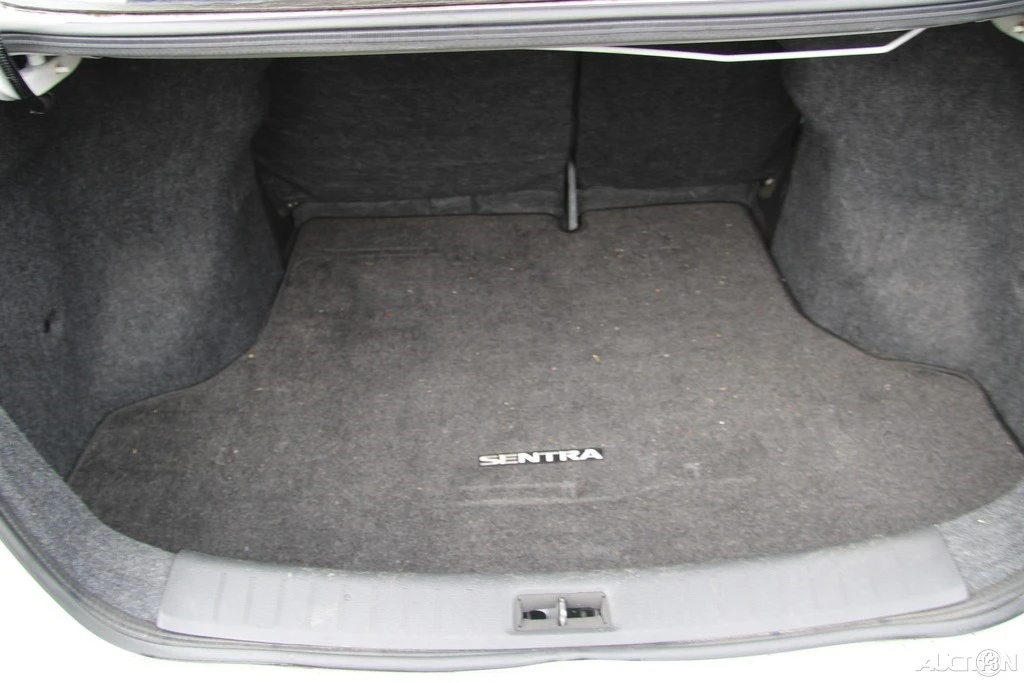 2014 Nissan Sentra 7th Gen - Image 18 of 21
