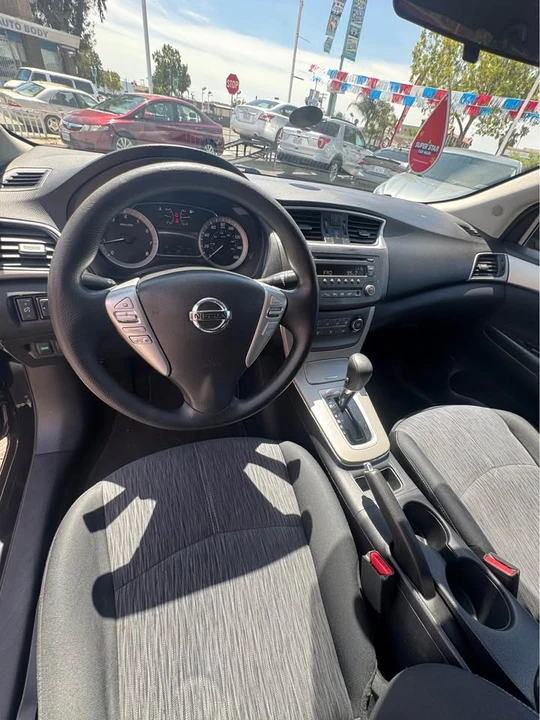 2014 Nissan Sentra 7th Gen - Image 7 of 9