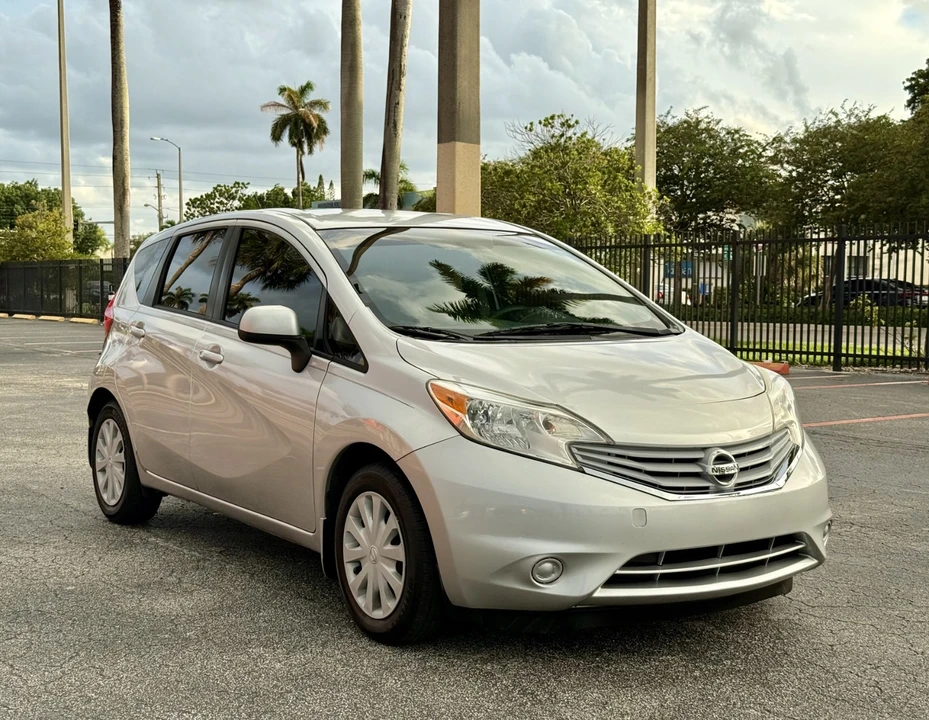 2014 Nissan Versa - Image 7 of 14