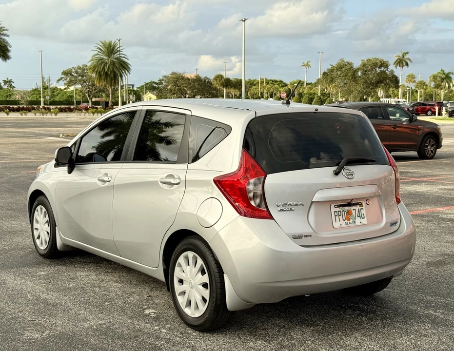 2014 Nissan Versa - Image 4 of 14