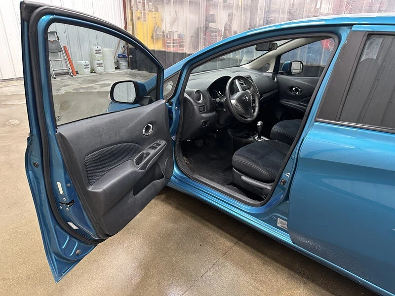 2014 Nissan Versa - Image 7 of 12
