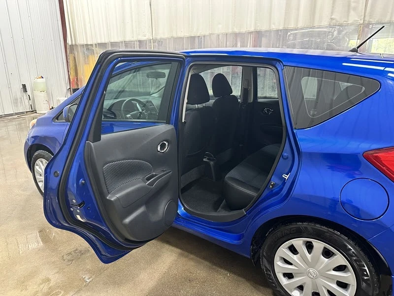 2014 Nissan Versa - Image 11 of 12