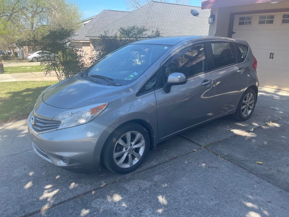 2014 Nissan Versa - Image 7 of 15