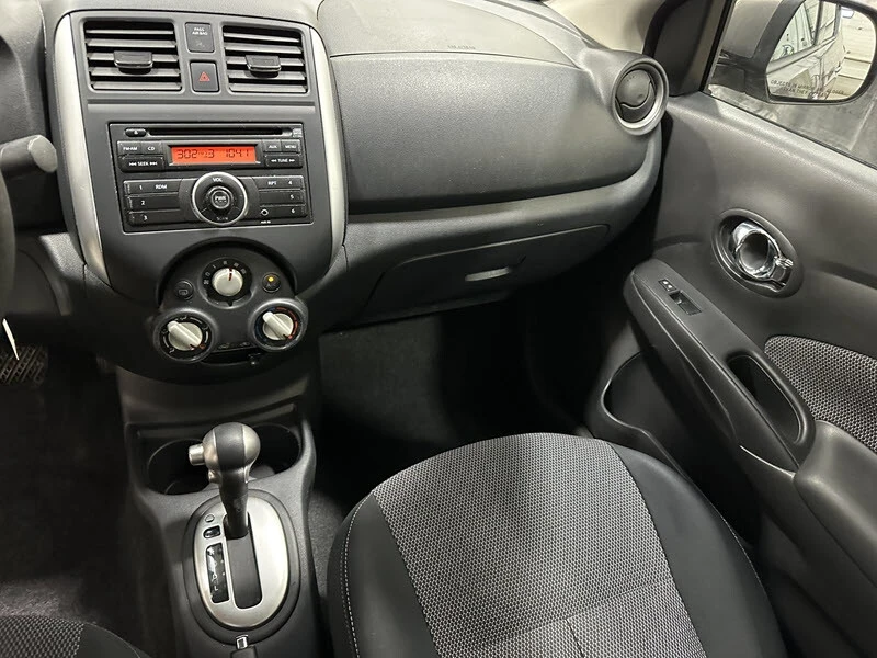 2014 Nissan Versa - Image 9 of 21