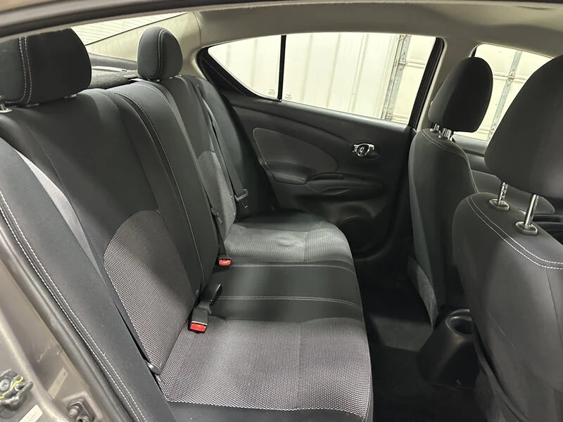 2014 Nissan Versa - Image 16 of 21