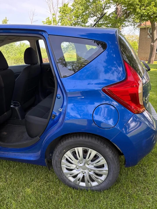 2014 Nissan Versa - Image 9 of 14