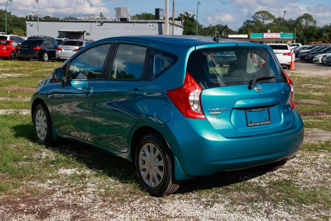 2014 Nissan Versa - Image 5 of 12