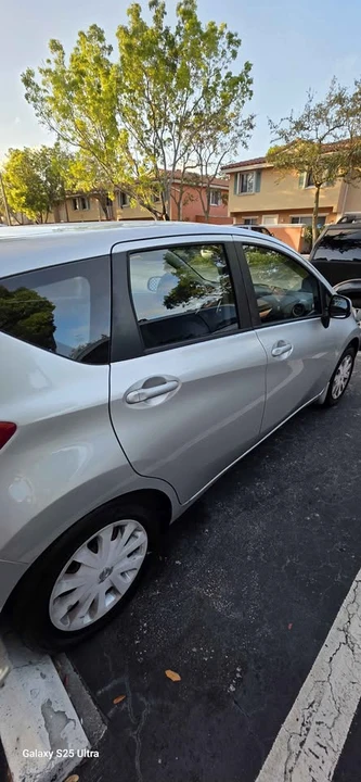 2014 Nissan Versa - Image 7 of 10
