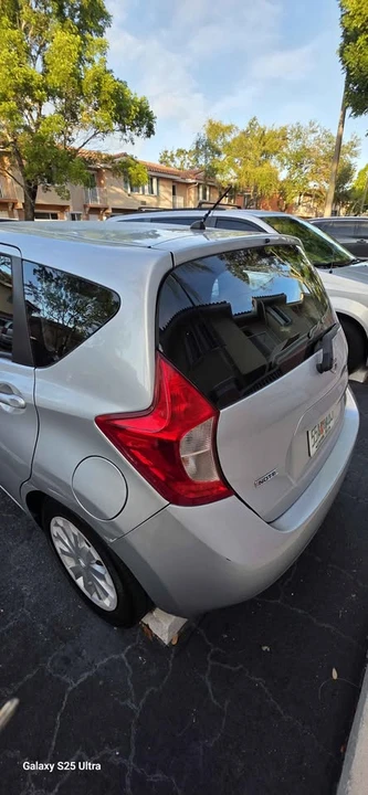 2014 Nissan Versa - Image 4 of 10