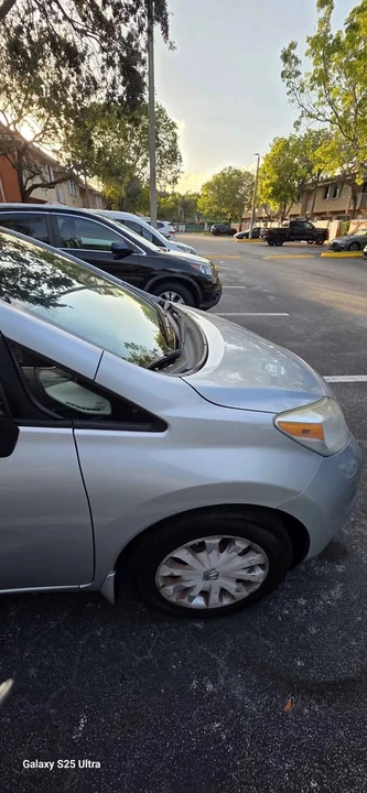 2014 Nissan Versa - Image 9 of 10