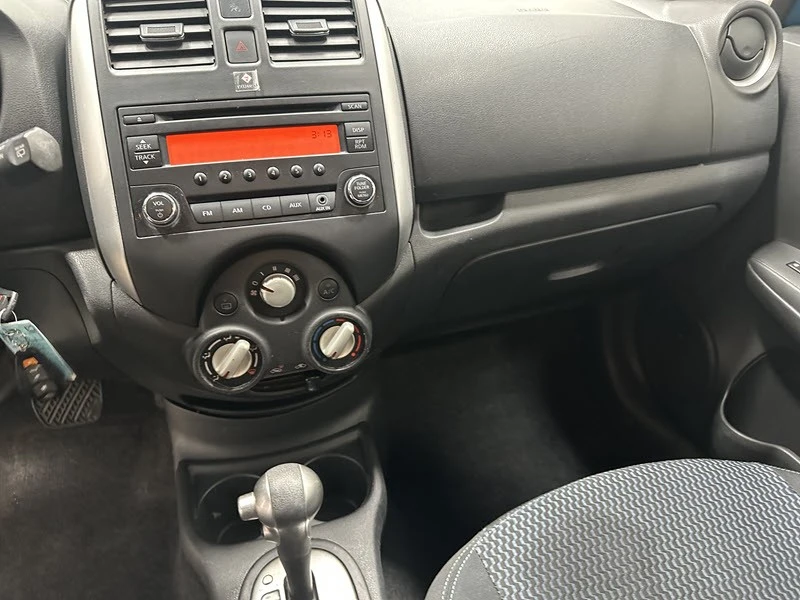 2014 Nissan Versa - Image 9 of 12