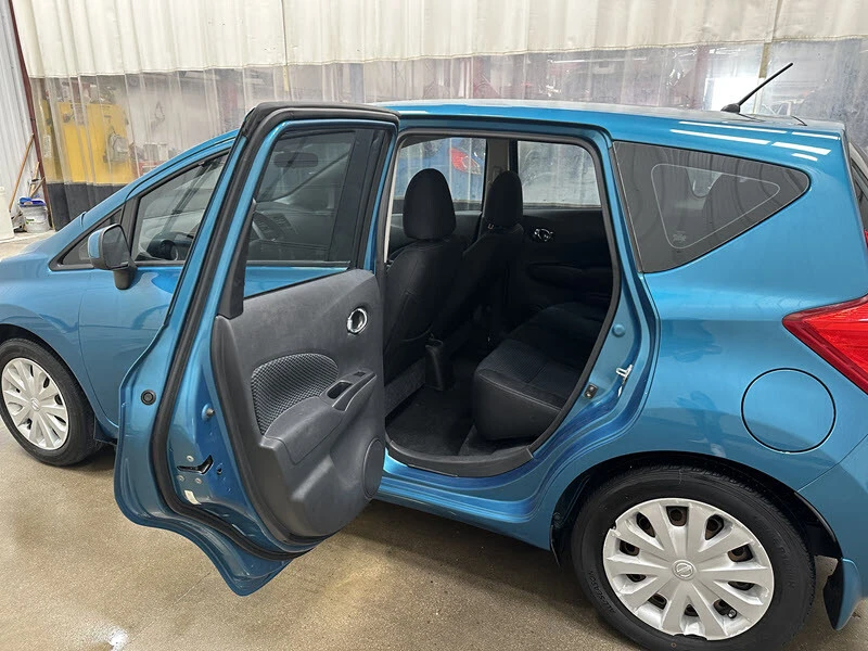 2014 Nissan Versa - Image 11 of 12