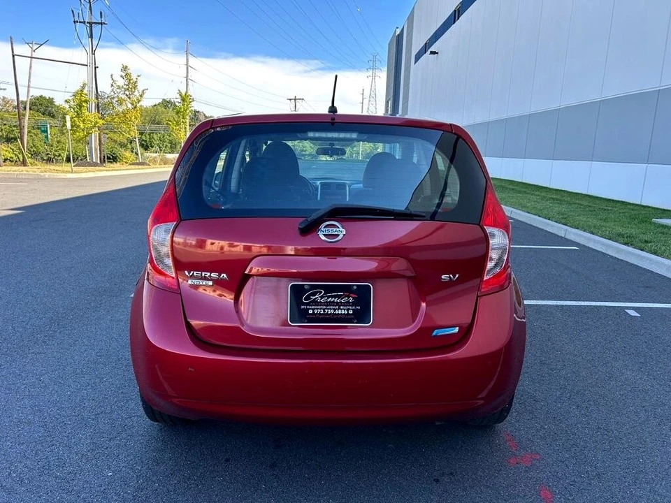 2014 Nissan Versa - Image 10 of 12