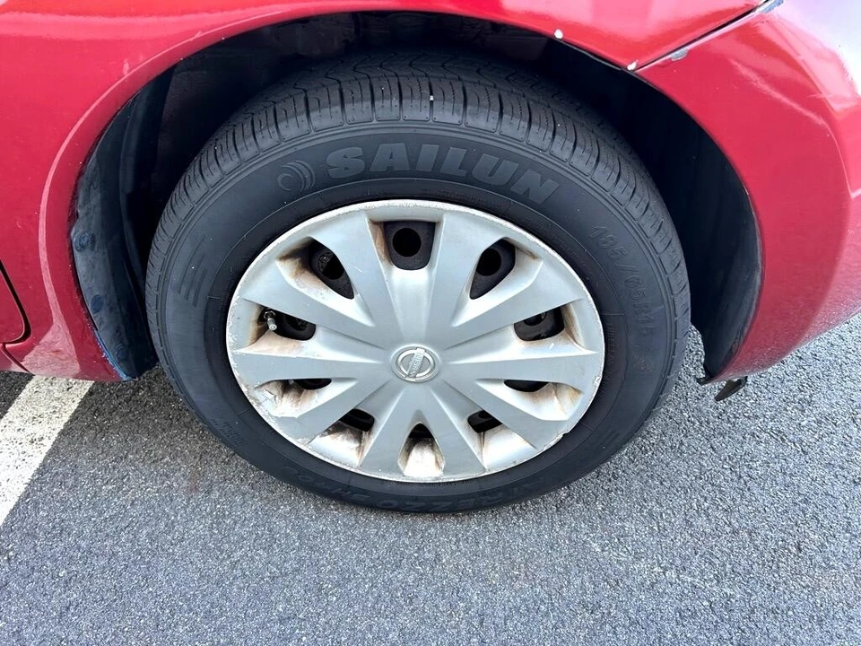 2014 Nissan Versa - Image 11 of 12