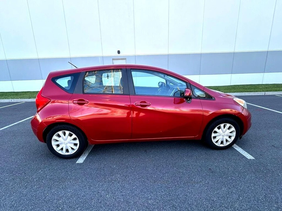2014 Nissan Versa - Image 3 of 12