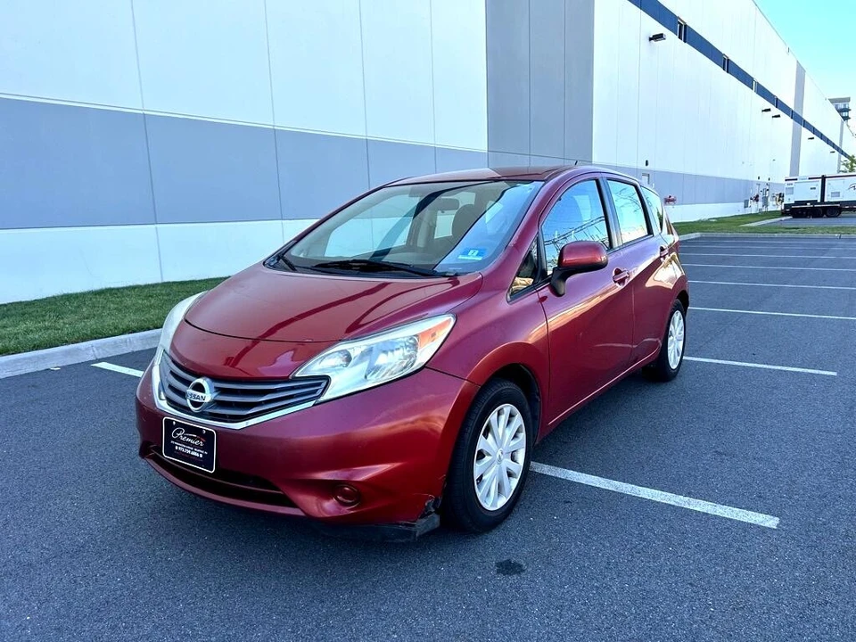 2014 Nissan Versa - Image 6 of 12