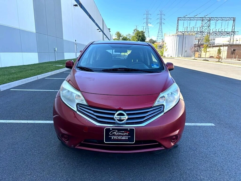 2014 Nissan Versa - Image 7 of 12