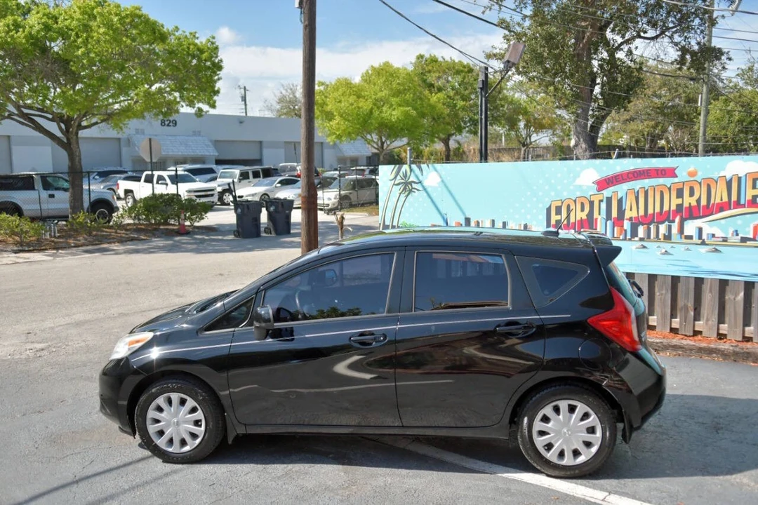 2014 Nissan Versa - Image 7 of 12