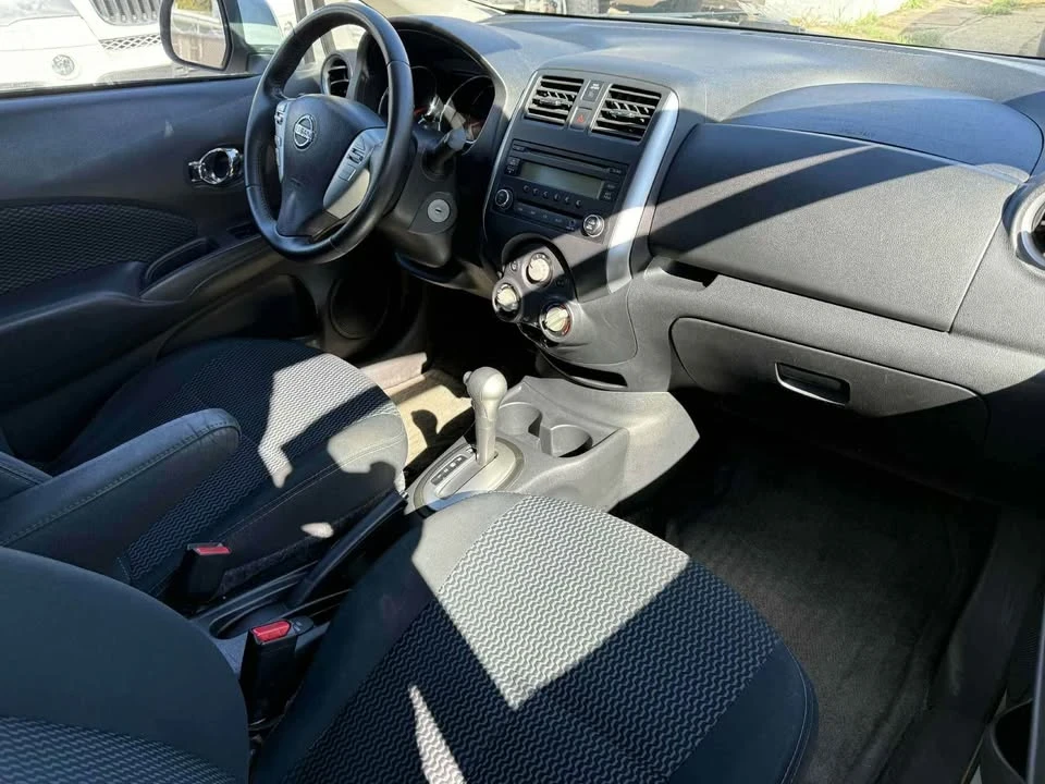 2014 Nissan Versa - Image 10 of 12