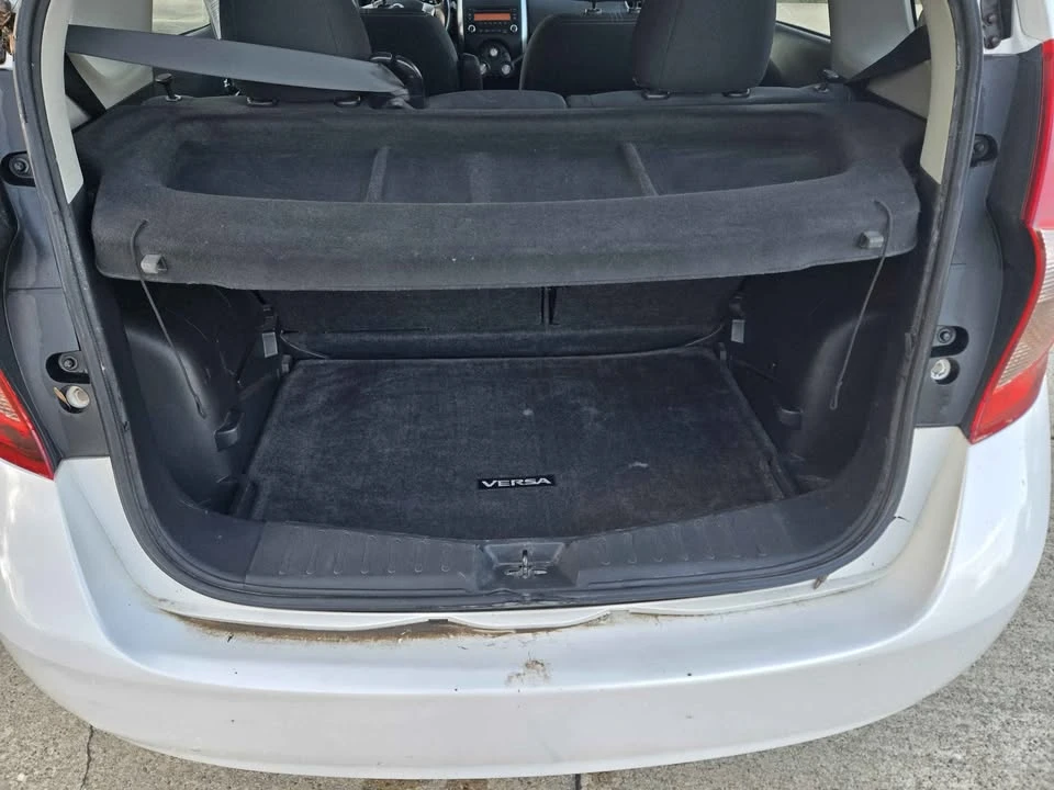 2014 Nissan Versa - Image 12 of 15