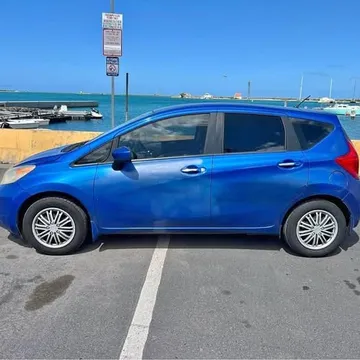 2014 Nissan Versa Note SV Hatchback 4D